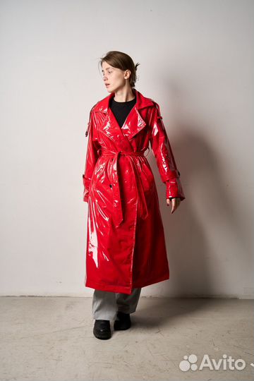 Плащ лаковый новый