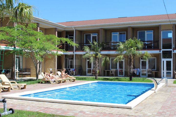 Гостиница, 1830 м²