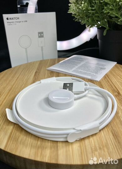 Зарядка для Apple Watch