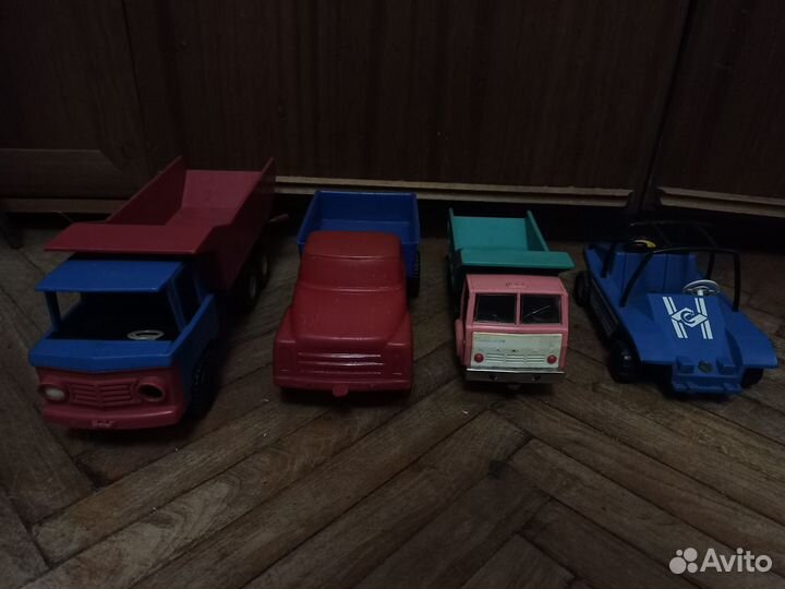 Ретро грузовики редкие игрушки машинки авто СССР