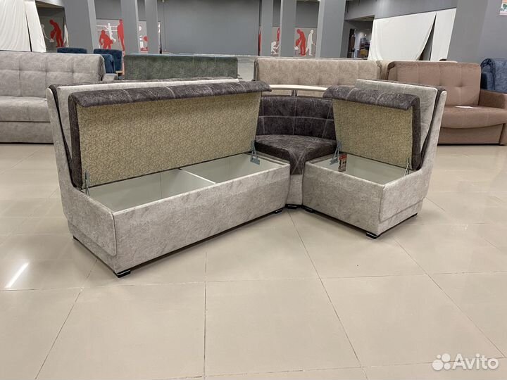 Кухонный диван