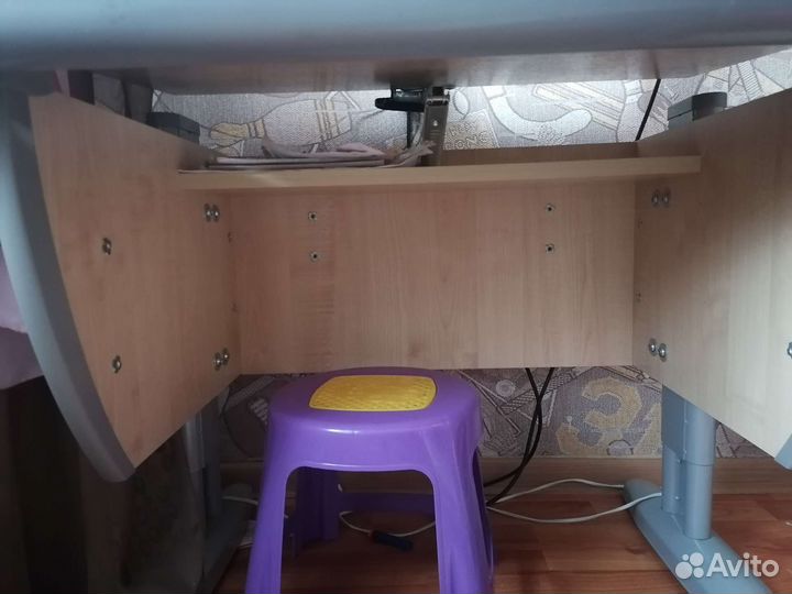 Письменный стол, парта