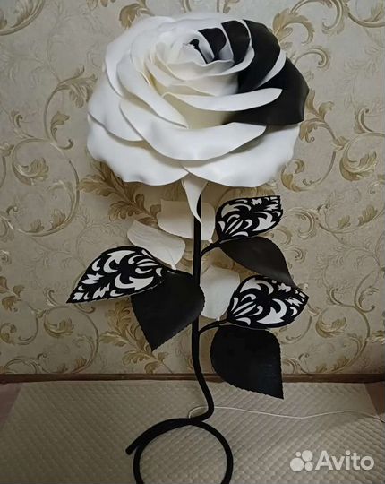 Торшер, ростовой цветок, роза