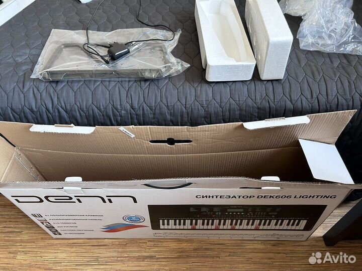 Синтезатор denn DEK606 lighting