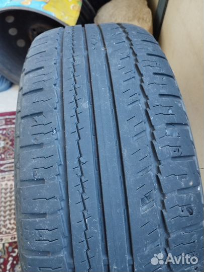 Nokian Tyres Hakka H 215/60 R17