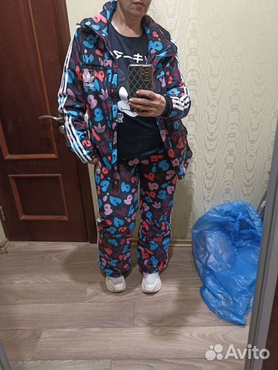 Спортивный ретро костюм Адидас 48 размер