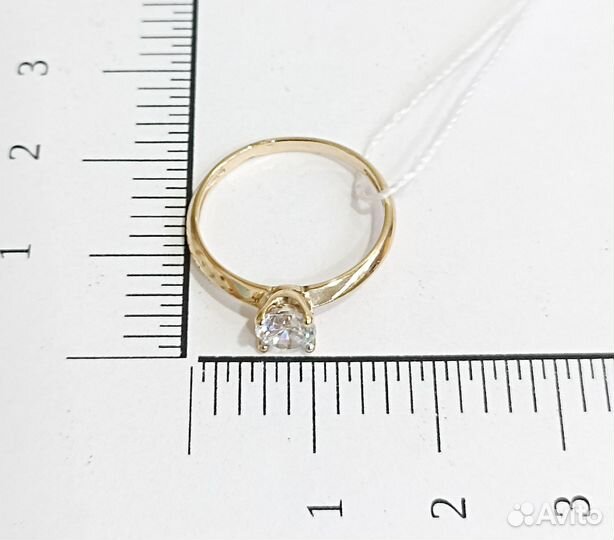 Золотое кольцо с камнем 16р