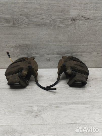 Суппорт передний Mercedes Clk W209 OM612 2005