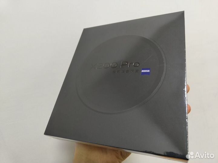 Vivo X200 Pro, 16/1 ТБ