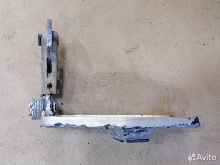 Замок капота Mercedes Benz 190 W201 1982-1993