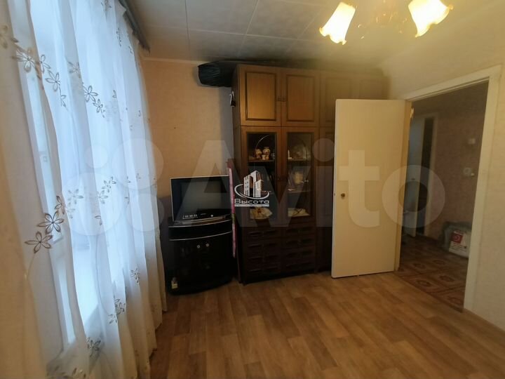 2-к. квартира, 49 м², 2/2 эт.