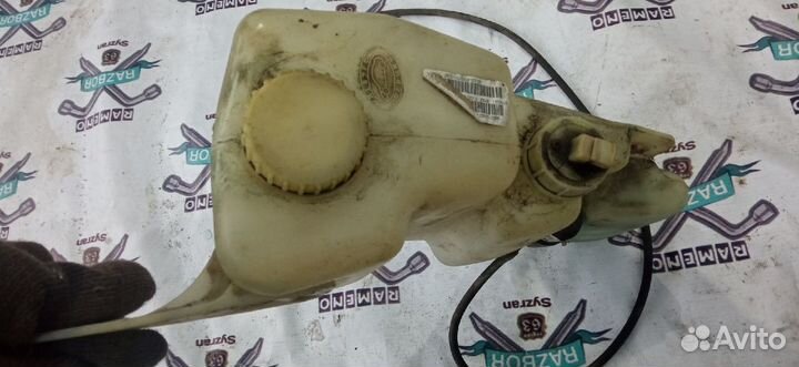 Бачок омывателя ваз-2110