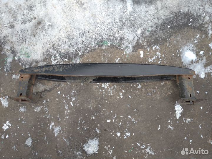 Усилитель бампера Volkswagen Jetta 6 2010-2019