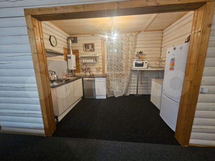 Коттедж 178 м² на участке 40 сот.