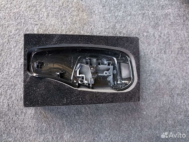 Накладкана силектр АКПП BMW F серии чорный