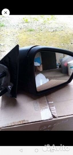 Зеркало заднего вида