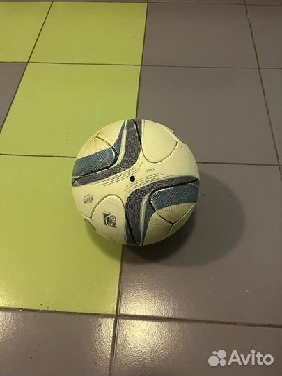 Футбольный мяч adidas argentum 2015