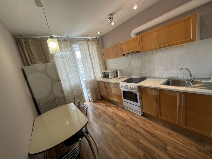 1-к. квартира, 45 м², 8/16 эт.