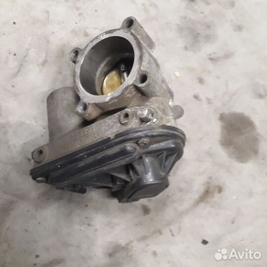 Дроссельная заслонка 1,6 Форд Фокус 2