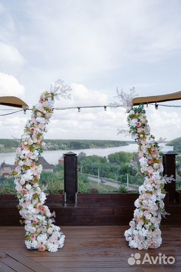 Свадебные стойки