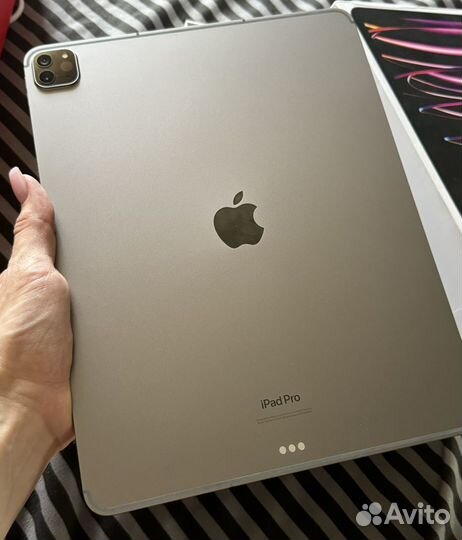 iPad pro 12.9-inch(6th Generation) wi-fi+Cellular