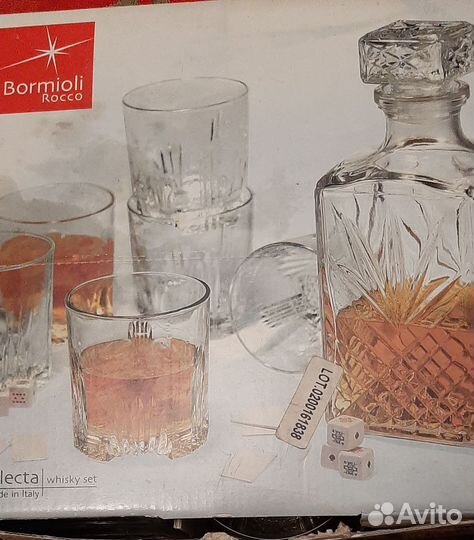 Штоф и 6 стаканов в коробке