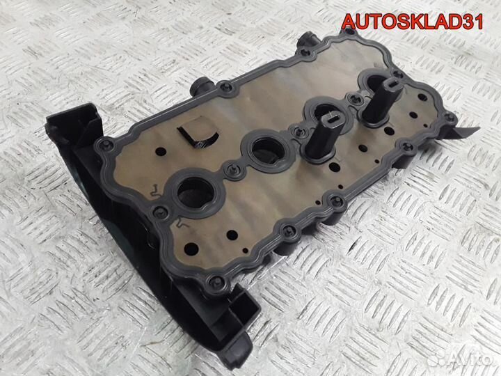 Крышка клапанная Пассат Б6 2.0 BVY 06D103469E