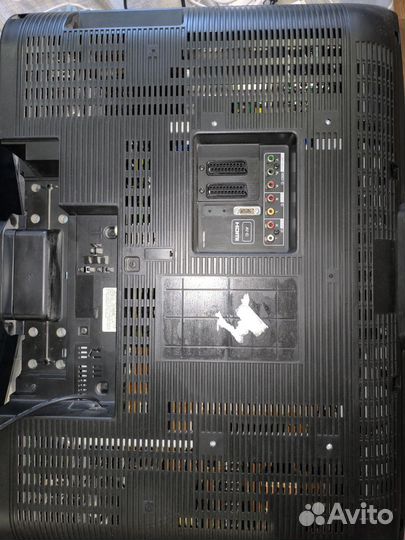 Телевизор Panasonic Viera (tx-r26le7k)с подставкой