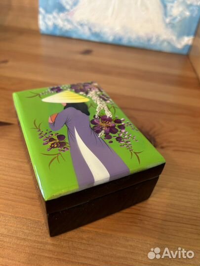 Шкатулка для украшений из Вьетнама