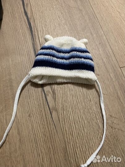 Шапка демисезонная на новорожденного