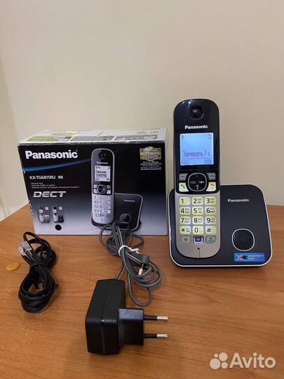 Цифровой беспроводной телефон Panasonic