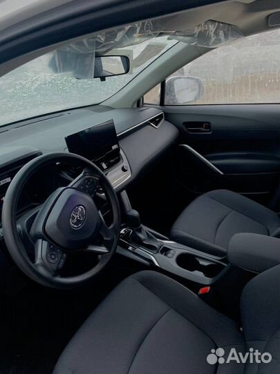 Toyota Corolla Cross 2.0 CVT, 2022, 23 000 км