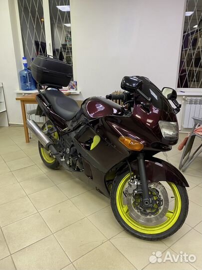 Kawasaki zzr400-2