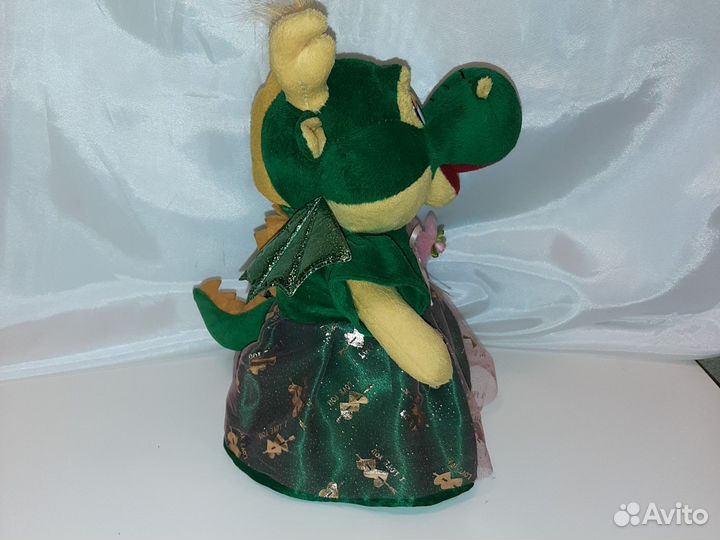 Дракон-девочка высота 27см, символ 2024г