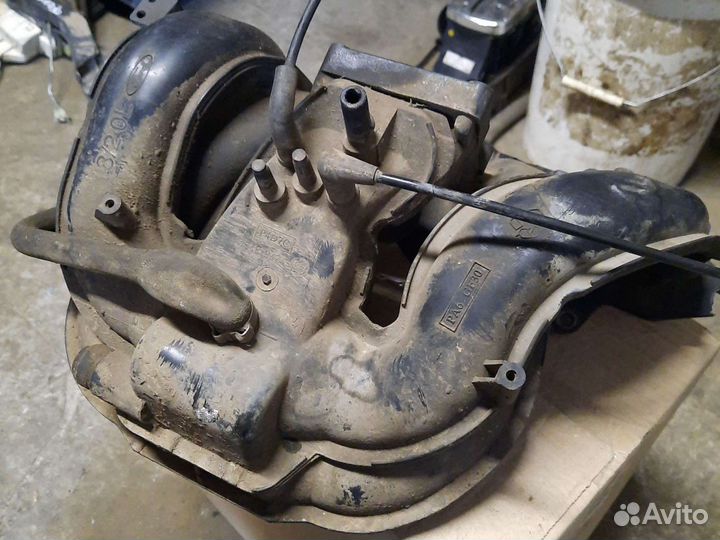 Впускной коллектор ford focus 1 1.8