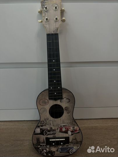 Укулеле сопрано новая