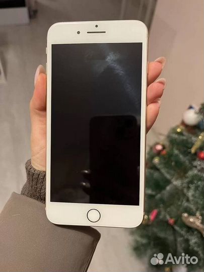 iPhone 8 Plus, 64 ГБ