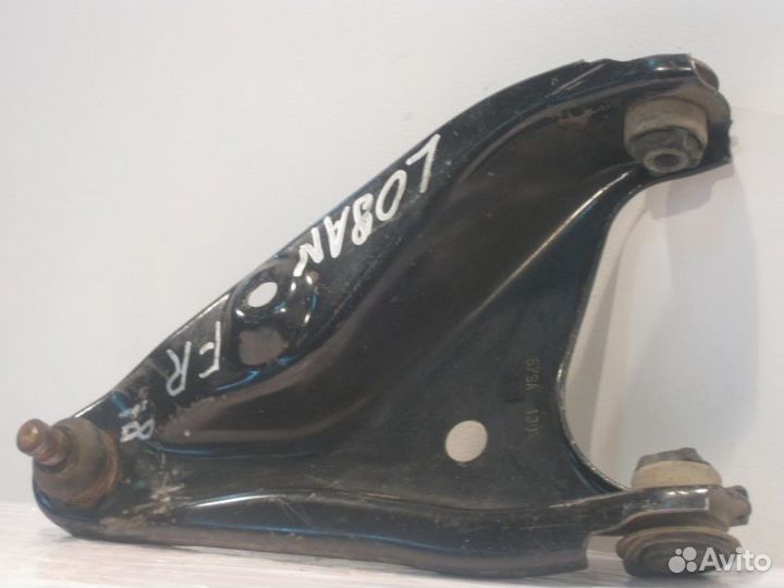 Рычаг правый передний Рено Логан Сандеро 1