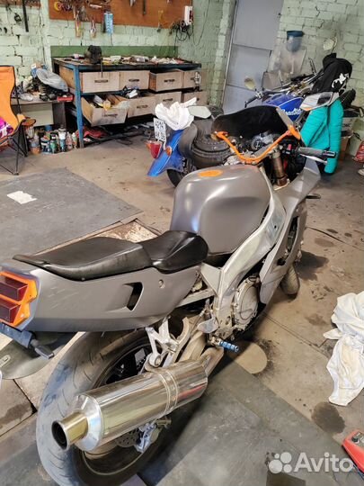 Ямаха yzf 750 r