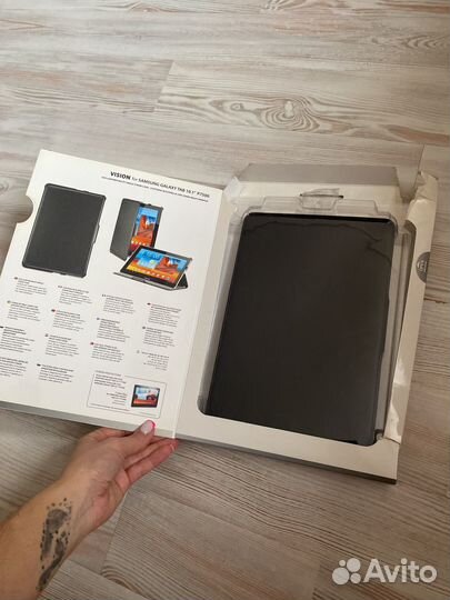 Чехол на планшет samsung tab 10.1 Р7500