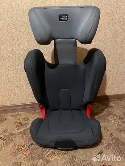 Britax Romer Kidfix II XP-sict 2-3 (15-36)