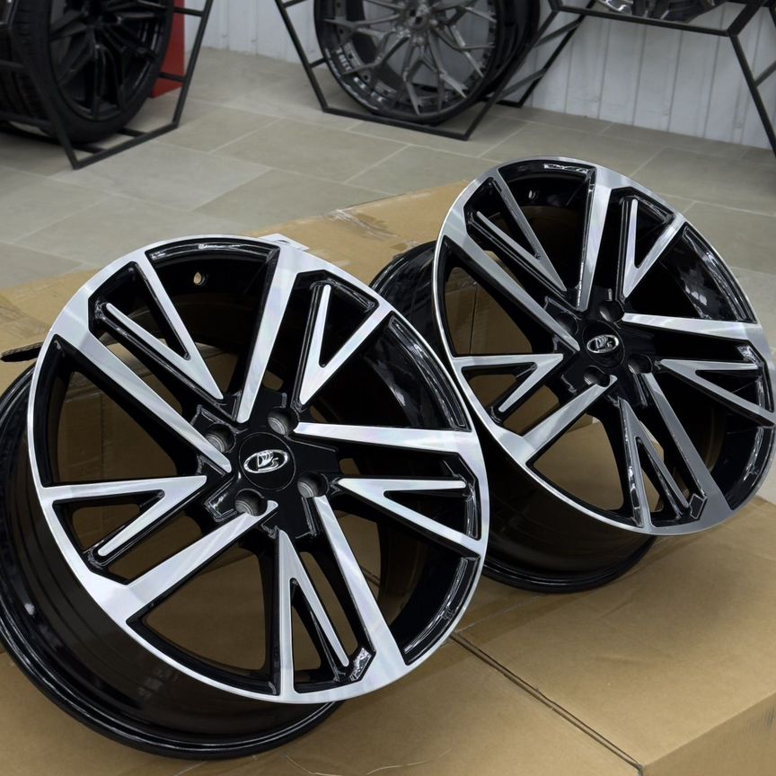 Литые диски Powcan 7×R17 4×98