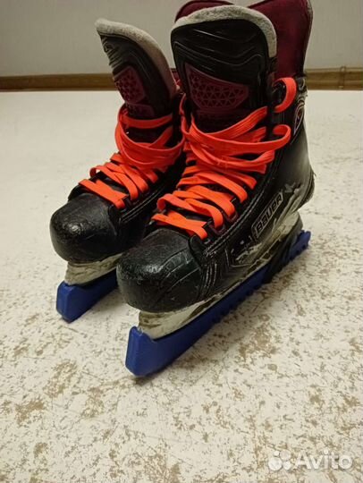 Хоккейные коньки bauer vapor 1x