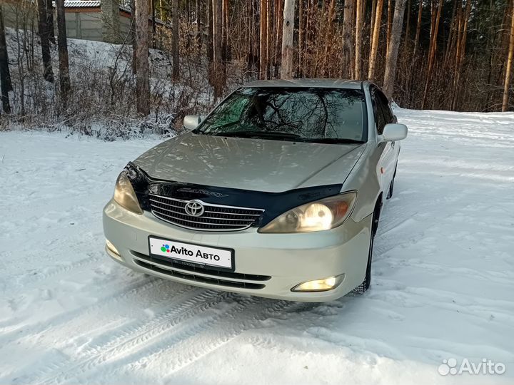 Toyota Camry 2.0 AT, 2001, 215 852 км