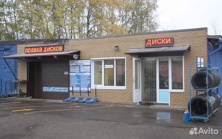 Grenlander L-Zeal56 295/40 R22