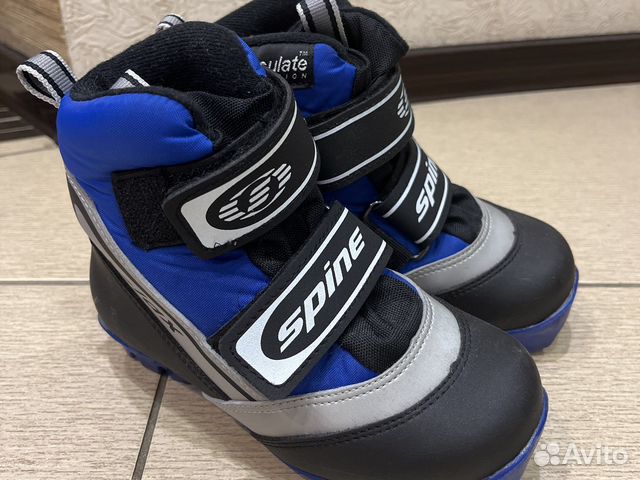 Детские лыжные ботинки фирмы «Thinsulate”