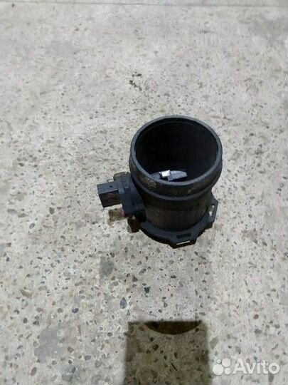 Датчик массового расхода воздуха (BMW 7)