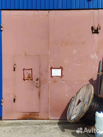 Ворота гаражные металлические утеплённые