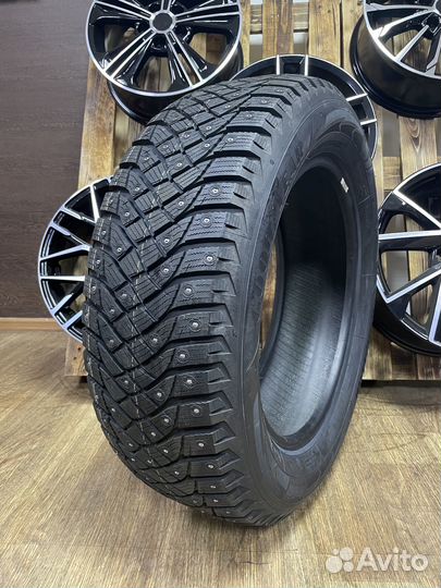 Goodyear UltraGrip Arctic 2 215/50 R17 95T