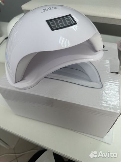 Лампа для маникюра новая